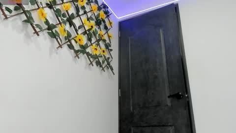 Max online show from March 2026 03:23:01 AM