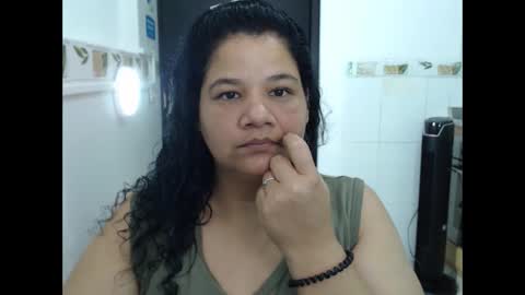 may_fk online show from November 2025 05:17:02 AM