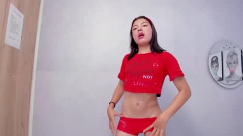 MAY online show from February 2025 02:33:02 PM