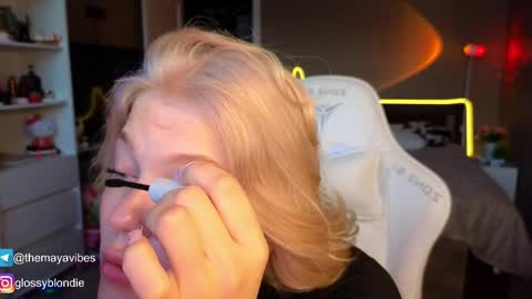 Maya online show from April 2026 04:02:02 AM