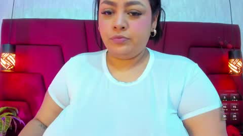 Snapshot of maya_curvy chatting on April 2026 03:43:02 AM Maya online show from April 2026 03:43:02 AM