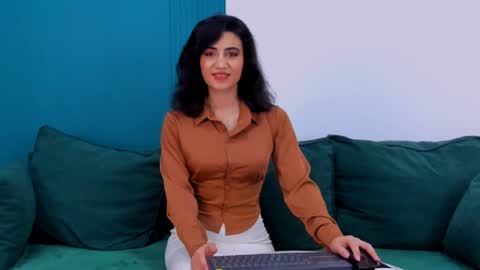 Maya online show from February 2025 05:15:02 PM