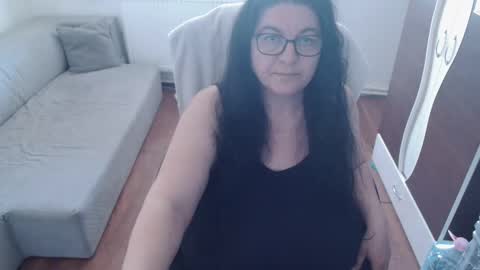 Maya online show from April 2026 10:38:01 AM