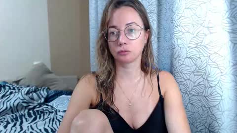 Maya online show from November 2025 07:13:02 PM