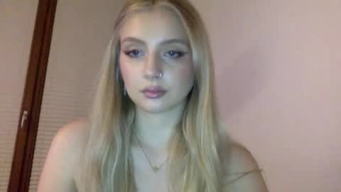 mayaflirt online show from March 2026 09:31:02 PM