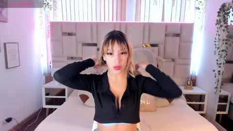 Mayajhons online show from April 2026 12:22:01 PM