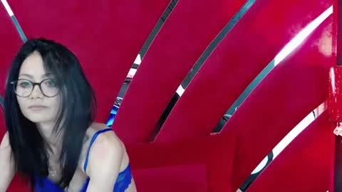 Snapshot of mayaleey chatting on June 2026 04:20:01 PM Maya online show from June 2026 04:20:01 PM