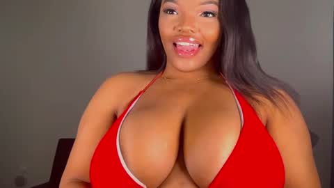 MayBabi online show from January 2025 12:05:02 PM