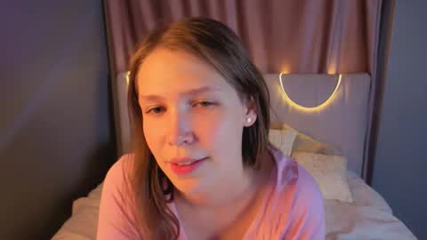 Snapshot of maygoodsell chatting on September 2025 06:42:01 PM Ann online show from September 2025 06:42:01 PM