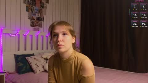 Snapshot of maygoodsell chatting on November 2025 07:14:01 PM Ann online show from November 2025 07:14:01 PM