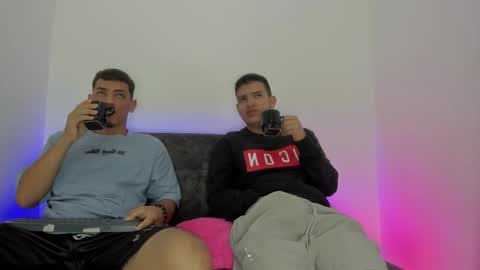 maykel_and_mike online show from October 2025 10:49:02 AM