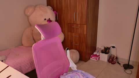 may online show from April 2026 09:02:01 PM