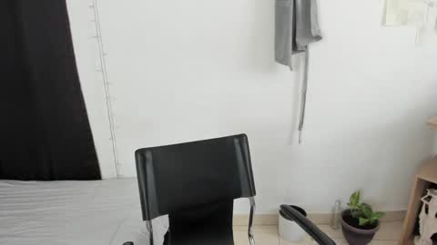 mazikeen_18 online show from January 2025 12:09:02 PM