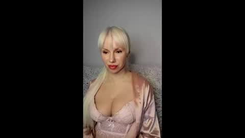 mazlik27 online show from April 2026 07:22:01 PM