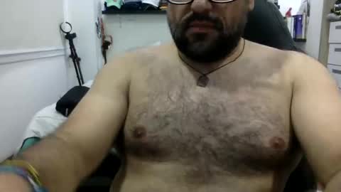 VzlaMan online show from November 2025 05:17:01 AM