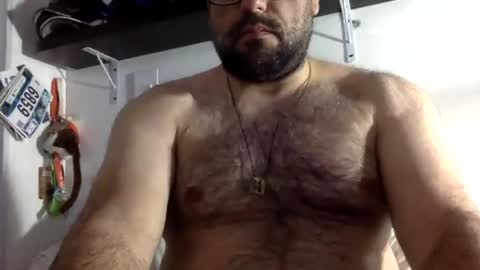 Snapshot of mbotve chatting on July 2026 04:26:02 AM VzlaMan online show from July 2026 04:26:02 AM
