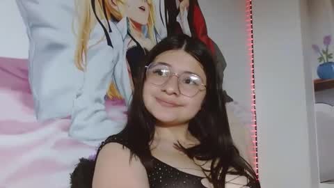 mackenna av online show from March 2025 05:39:02 PM