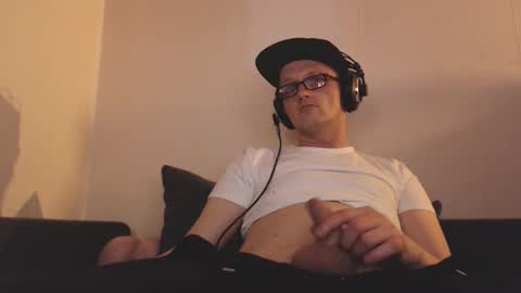 Mike online show from December 2024 01:10:02 PM