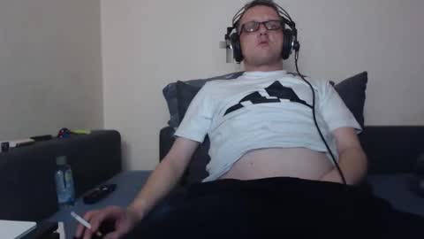 Mike online show from October 2025 08:17:01 PM