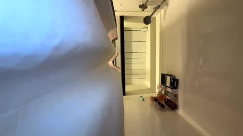 Dens cam online show from November 2025 09:37:02 PM