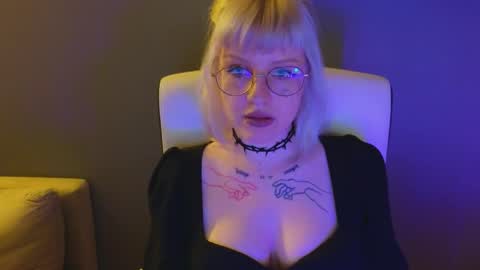 Roze online show from May 2026 10:59:01 PM