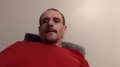 Snapshot of meanfinger chatting on February 2026 08:11:02 AM Jizzy online show from February 2026 08:11:02 AM