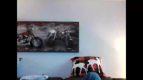 me at home online show from December 2024 08:18:01 PM