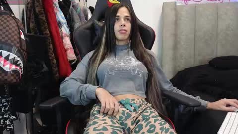   online show from December 2024 07:22:02 PM