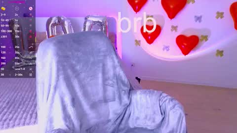 Snapshot of medina_andress chatting on February 2026 09:41:01 PM Dina online show from February 2026 09:41:01 PM