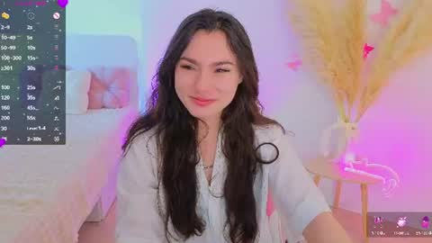 Snapshot of medina_andress chatting on June 2026 04:42:02 PM Dina online show from June 2026 04:42:02 PM