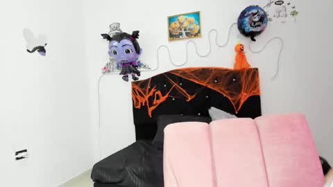 Snapshot of medusa__charity chatting on November 2025 03:33:02 PM medusa__charity online show from November 2025 03:33:02 PM