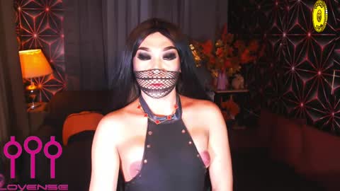 THE QUEEN ALPHA   Queen Medusa Prey online show from February 2025 04:26:02 PM