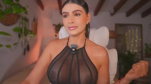 Andrea  online show from December 2025 11:50:01 AM