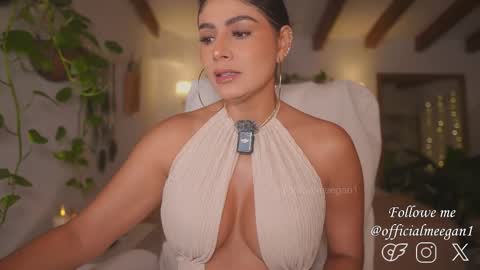 Andrea  online show from March 2026 02:05:02 PM