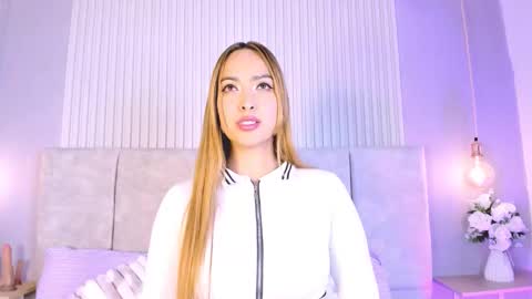 Emily online show from February 2026 09:21:01 PM