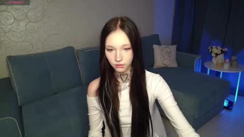 mefwhOre online show from November 2025 03:16:01 PM