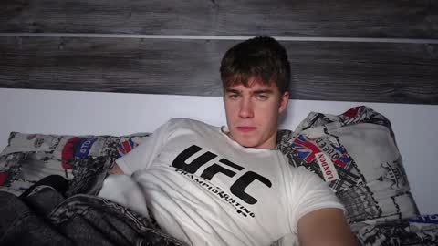 Snapshot of megamaxxxl chatting on December 2024 10:11:02 PM Max online show from December 2024 10:11:02 PM