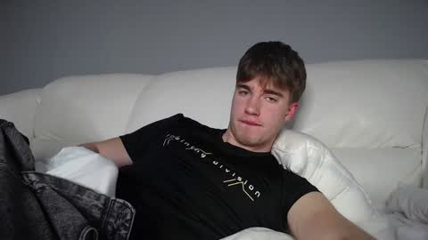 Snapshot of megamaxxxl chatting on December 2024 12:22:01 AM Max online show from December 2024 12:22:01 AM