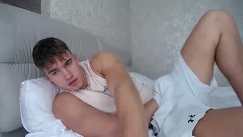 Snapshot of megamaxxxl chatting on October 2025 10:02:01 AM Max online show from October 2025 10:02:01 AM