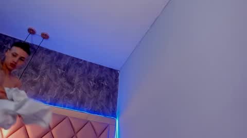 M E G A N online show from February 2025 10:48:01 PM