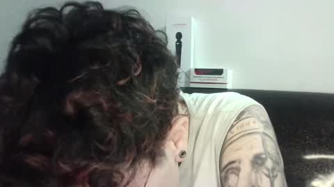 Megan and sophi online show from February 2025 04:58:02 AM