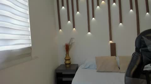 MEGAN COOPER online show from December 2025 07:09:01 PM