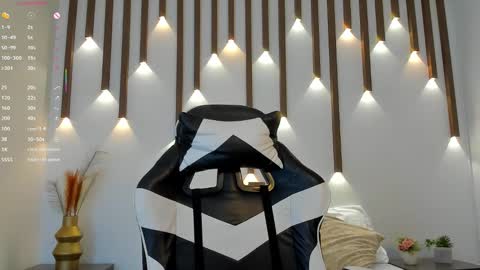 MEGAN COOPER online show from January 2026 02:16:02 AM