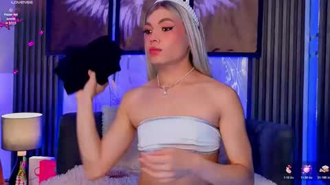 megan do santos online show from March 2026 08:32:01 PM