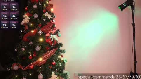 welcome guys   please  help me to reach 100 hands up Thanks  online show from December 2024 10:16:02 PM