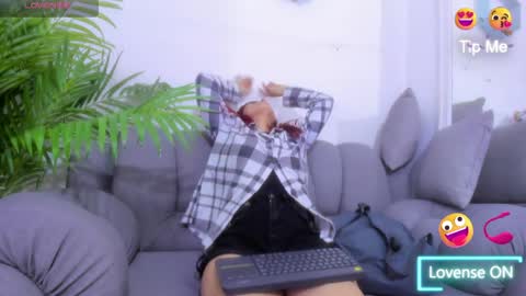 Megan online show from May 2026 11:18:02 AM