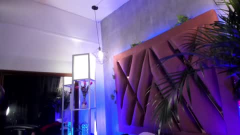    online show from January 2025 02:03:02 AM