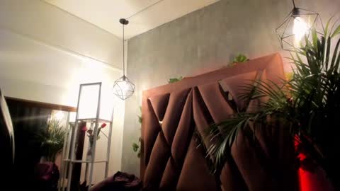    online show from January 2025 02:36:01 AM