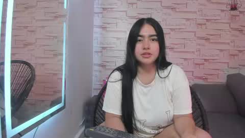 Snapshot of megan_jenner18_ chatting on July 2026 03:41:02 AM megan_jenner18_ online show from July 2026 03:41:02 AM