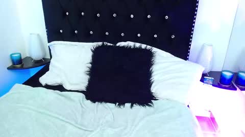 megan_saint online show from September 2025 04:12:02 AM